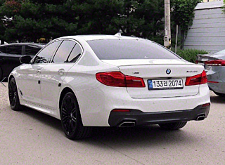 BMW 5-SERIES G30 2018