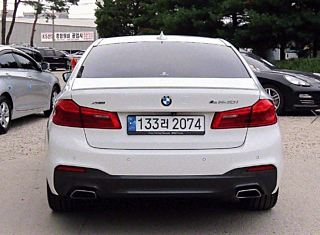 BMW 5-SERIES G30 2018