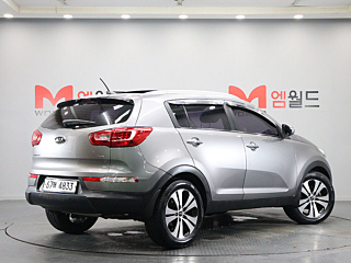 KIA SPORTAGE R 2011