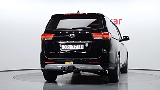 KIA CARNIVAL 2017