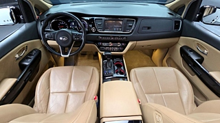 KIA CARNIVAL 2017
