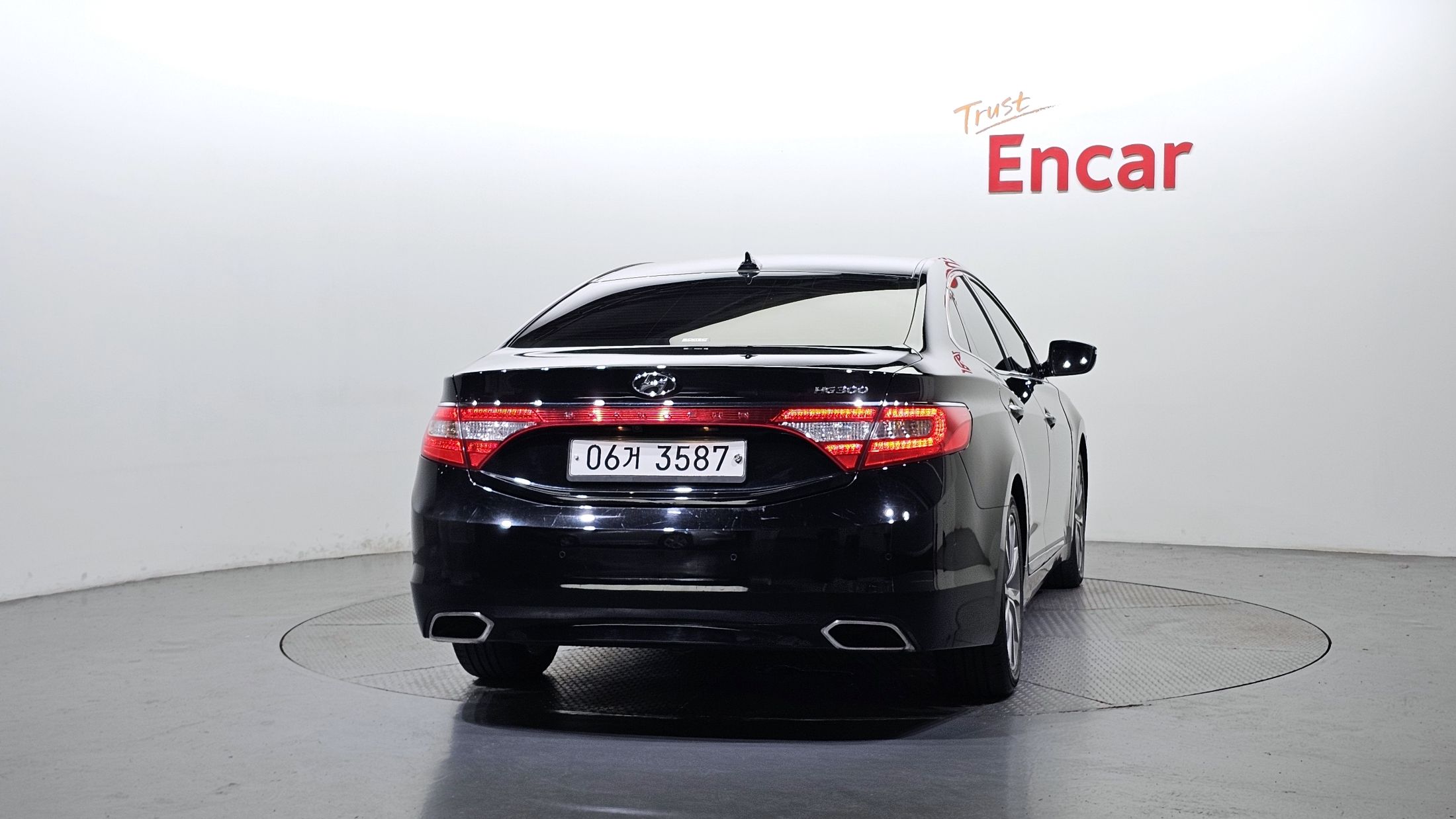 HYUNDAI GRANDEUR HG 2016