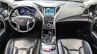 HYUNDAI GRANDEUR HG 2016