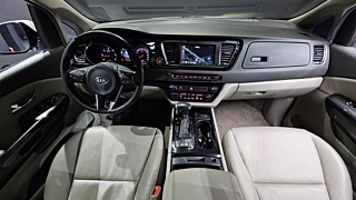 KIA CARNIVAL 2016