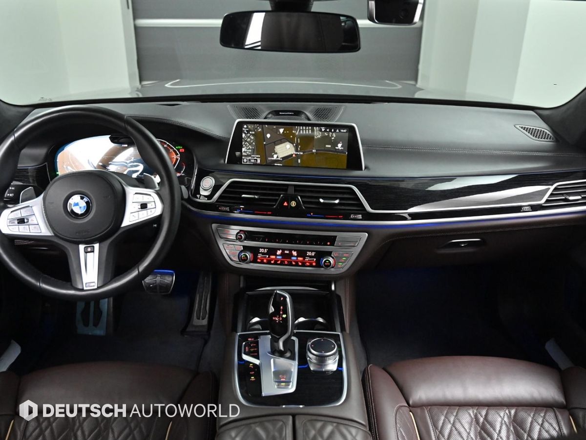 BMW 7-SERIES G11 2021