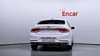HYUNDAI GRANDEUR IG 2017