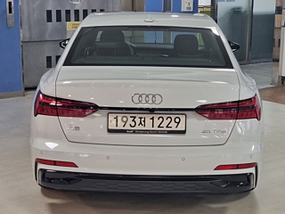 AUDI A6 C8 2024
