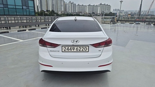 HYUNDAI AVANTE AD 2018