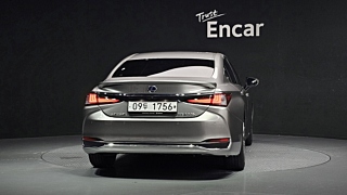 LEXUS ES300H 2019
