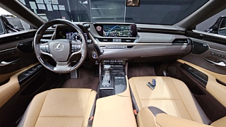 LEXUS ES300H 2019