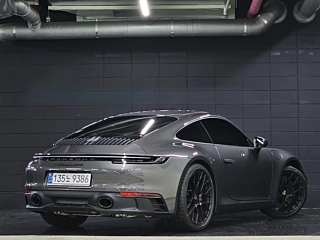 PORSCHE 911 992 2024