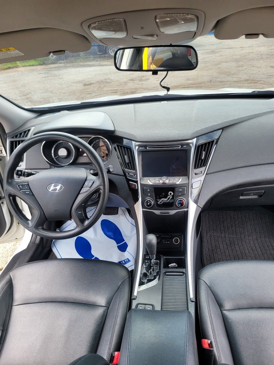 HYUNDAI SONATA YF 2009