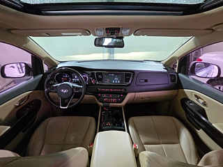 KIA CARNIVAL 2017