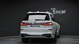 BMW X7 G07 2020