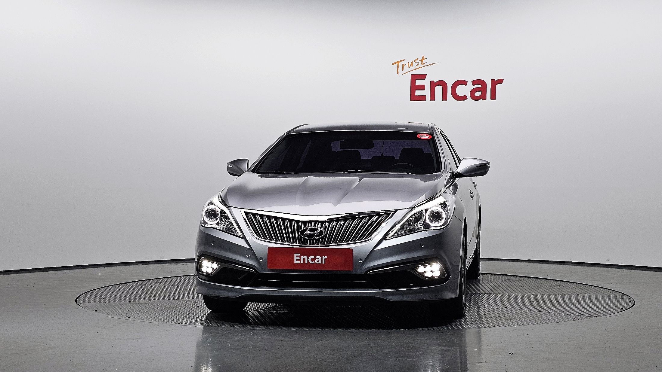 HYUNDAI GRANDEUR HG 2014