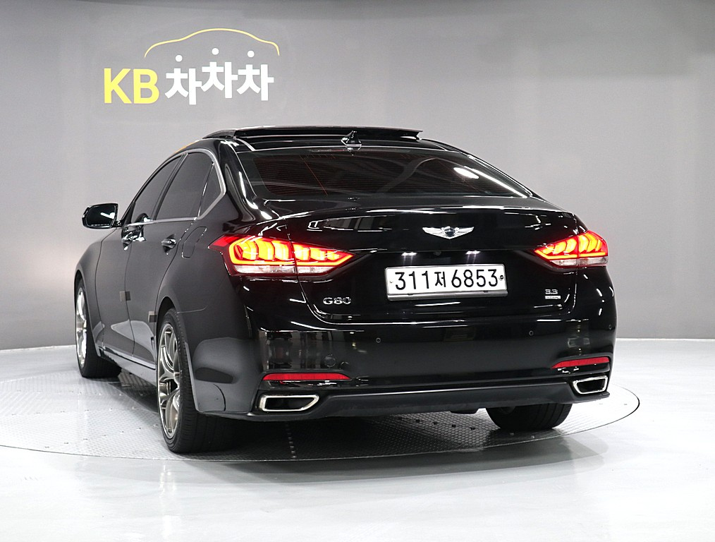 HYUNDAI GENESIS DH 2015
