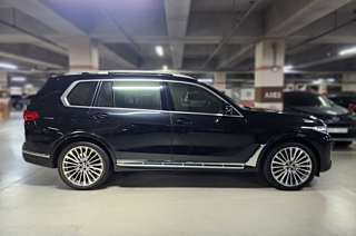 BMW X7 G07 2021