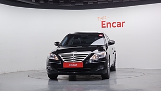 HYUNDAI GENESIS 2011