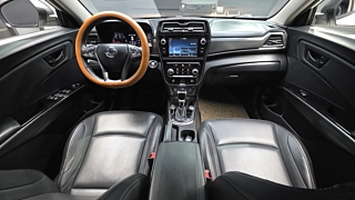 SSANGYONG TIVOLI VERY NEW 2020