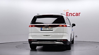 KIA CARNIVAL 2023