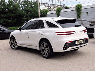 GENESIS GV70 2022