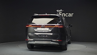 KIA CARNIVAL 2023