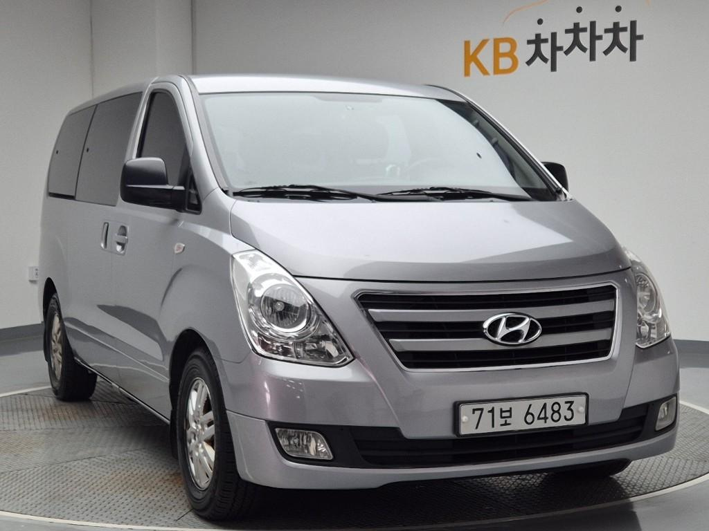 HYUNDAI STAREX GRAND 2016