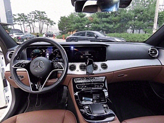 MERCEDES BENZ E-CLASS W213 2021