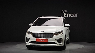 KIA CARNIVAL 2018