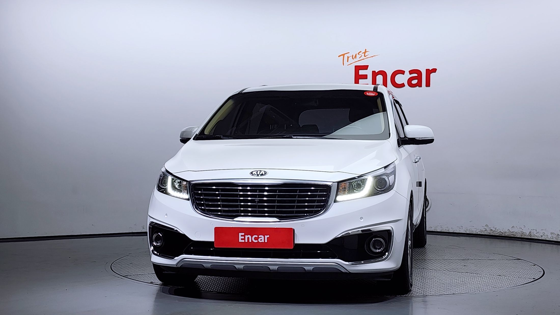 KIA CARNIVAL 2017