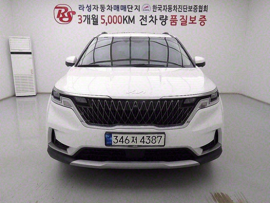 KIA CARNIVAL 2023