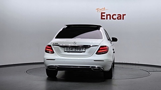 MERCEDES BENZ E-CLASS W213 2019