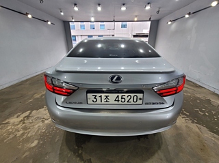 LEXUS ES300H 2017