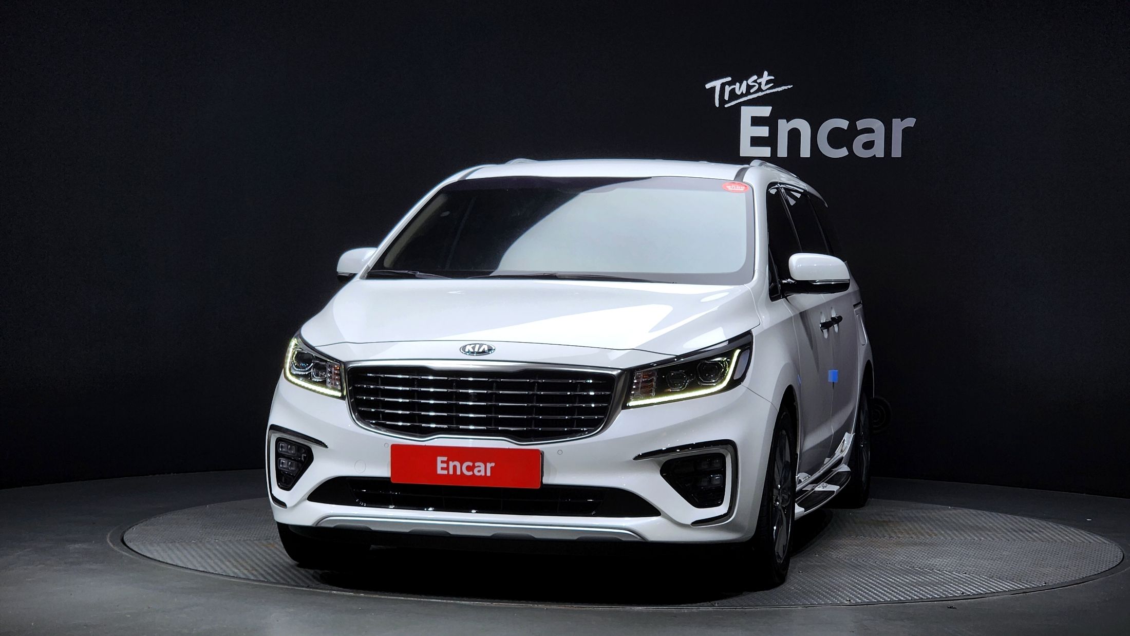 KIA CARNIVAL 2019