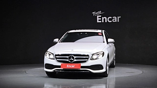 MERCEDES BENZ E-CLASS W213 2016