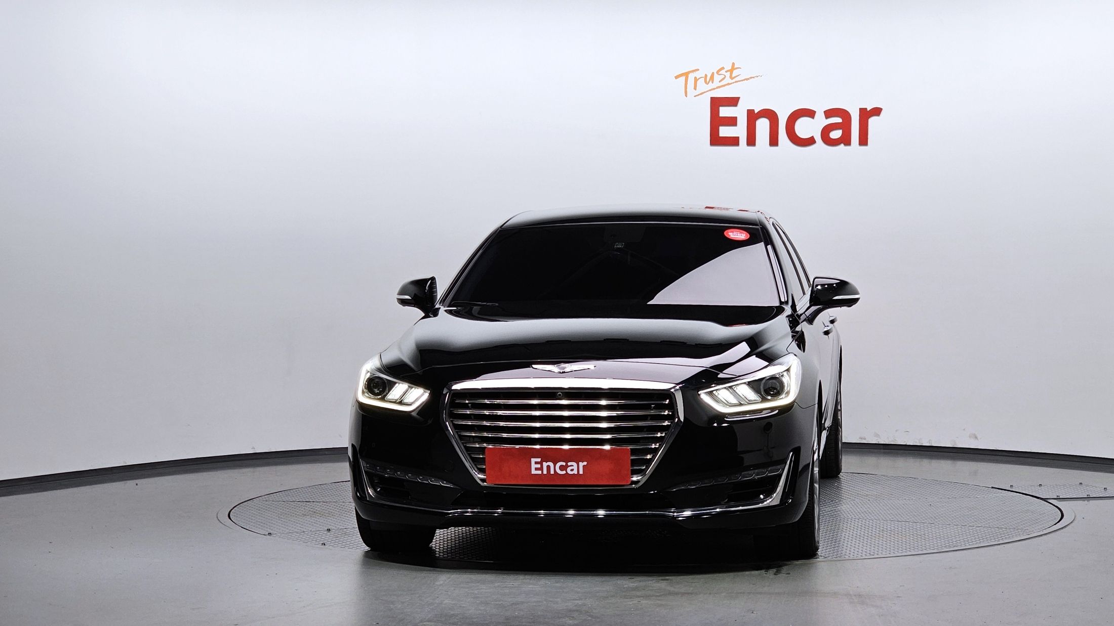 GENESIS EQ900 2016