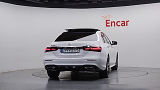 MERCEDES BENZ E-CLASS W213 2023
