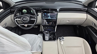 HYUNDAI TUCSON NX4 2021