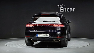PORSCHE MACAN 2021