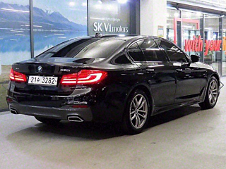 BMW 5-SERIES G30 2017