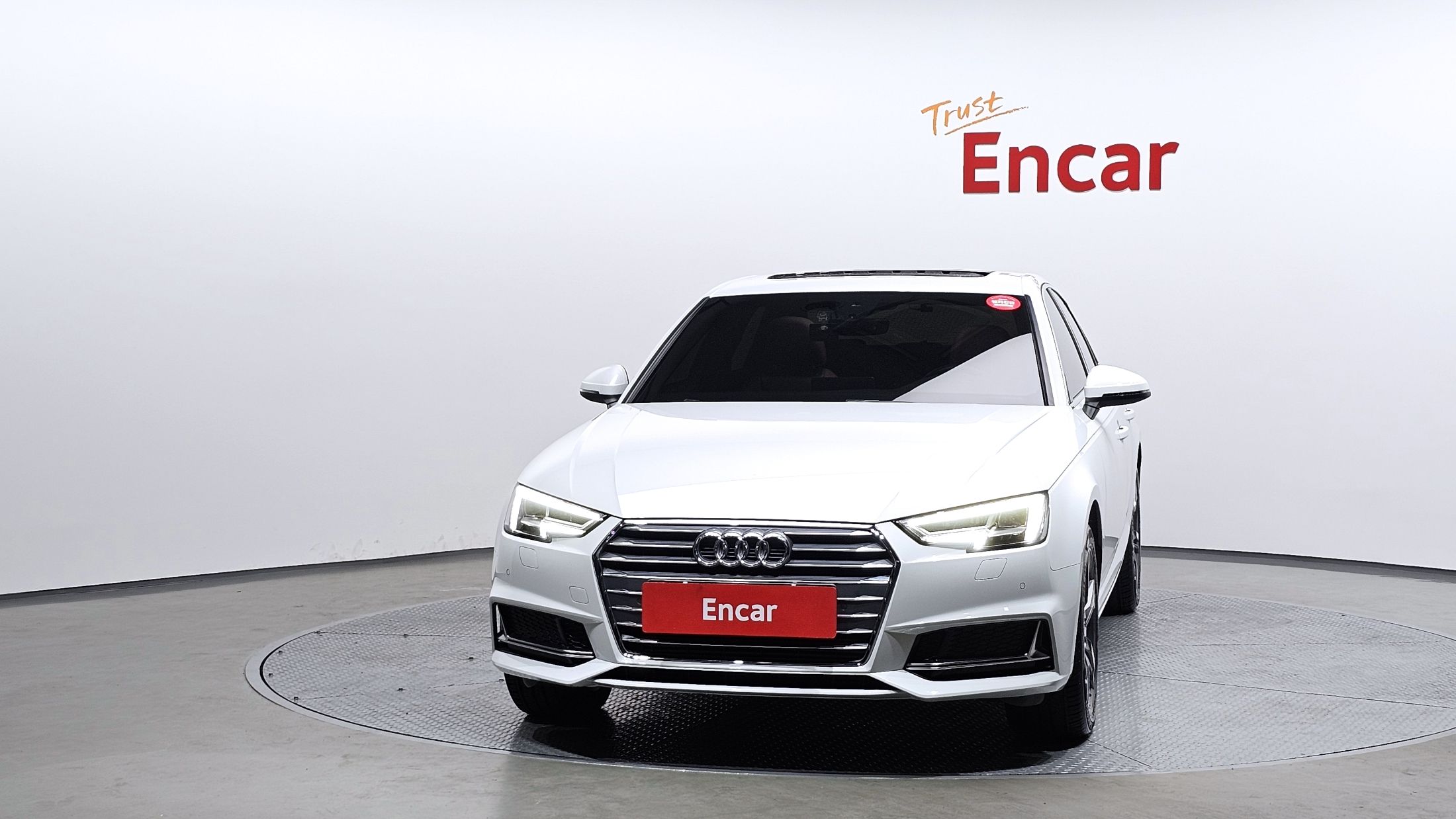 AUDI A4 B9 2019