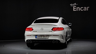 MERCEDES BENZ C-CLASS W205 2021