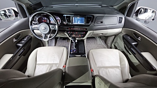 KIA CARNIVAL 2016