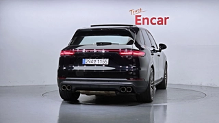 PORSCHE CAYENNE PO536 2019