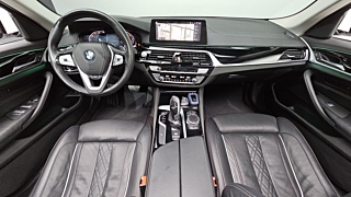 BMW 5-SERIES G30 2019
