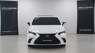 LEXUS ES300H 2024