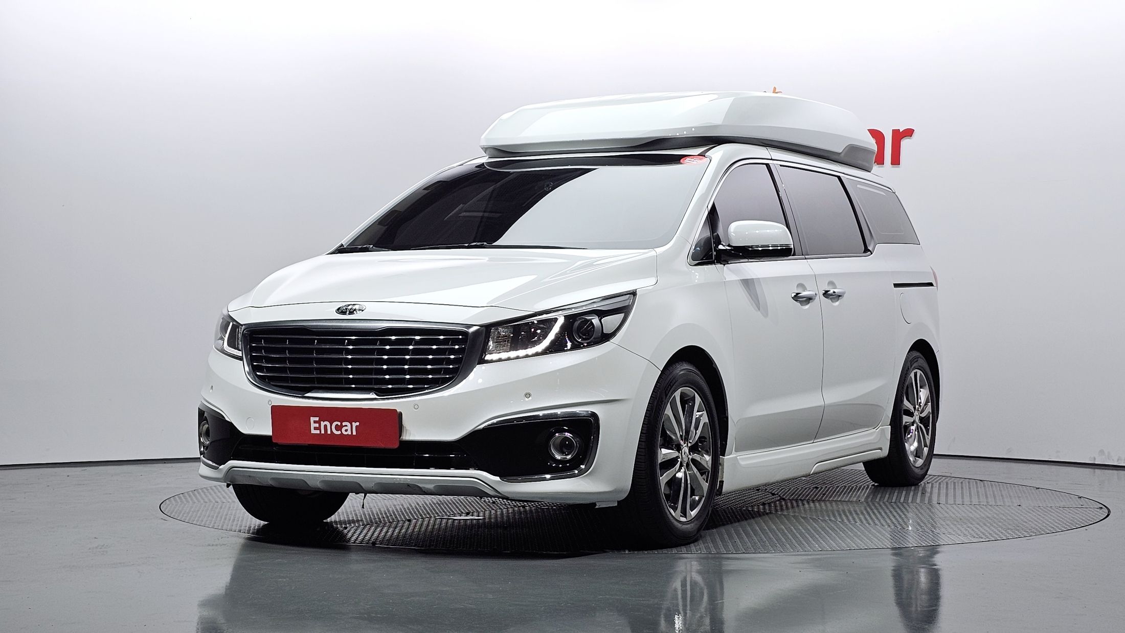 KIA CARNIVAL 2016