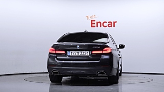 BMW 5-SERIES G30 2021