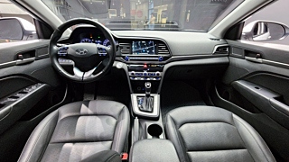 HYUNDAI AVANTE AD 2019