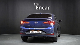 HYUNDAI AVANTE AD 2019